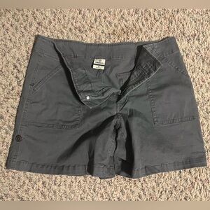 Magellan shorts size 12